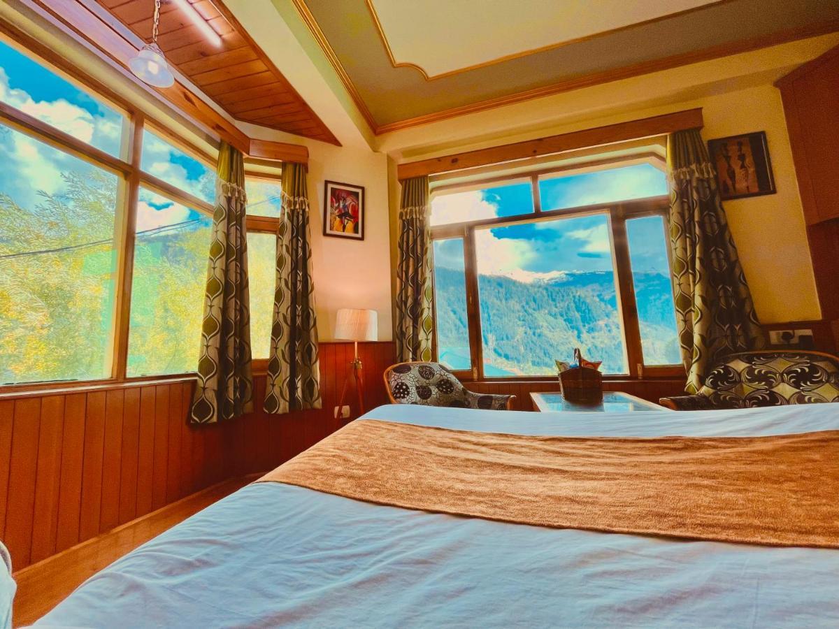 Woods Villa- A Luxury Mountains View Cottages Manāli Екстериор снимка