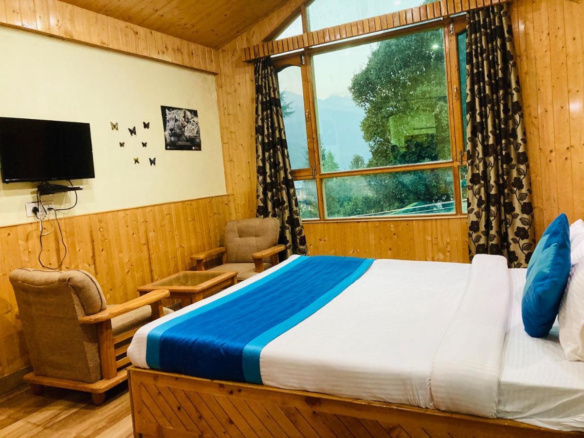 Woods Villa- A Luxury Mountains View Cottages Manāli Екстериор снимка